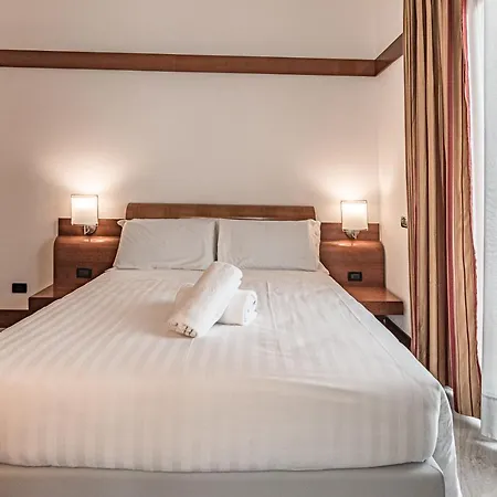 Bb Smarthotel Re Milano Nord Hotel 4*