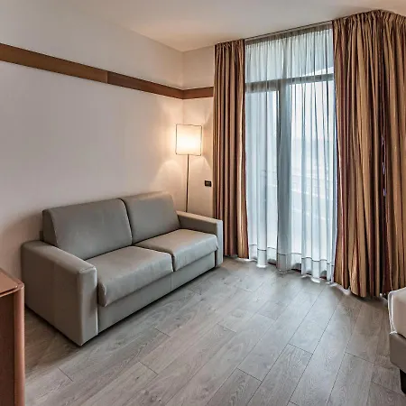 Bb Smarthotel Re Milano Nord Szálloda Sesto San Giovanni