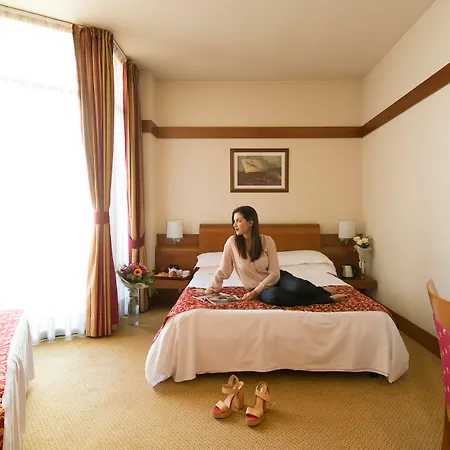 Bb Smarthotel Re Milano Nord Hotel 4*