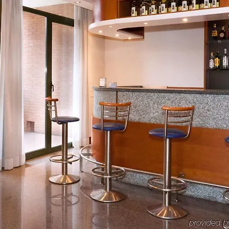 Bb Smarthotel Re Milano Nord Szálloda