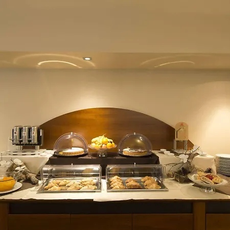 Bb Smarthotel Re Milano Nord Szálloda